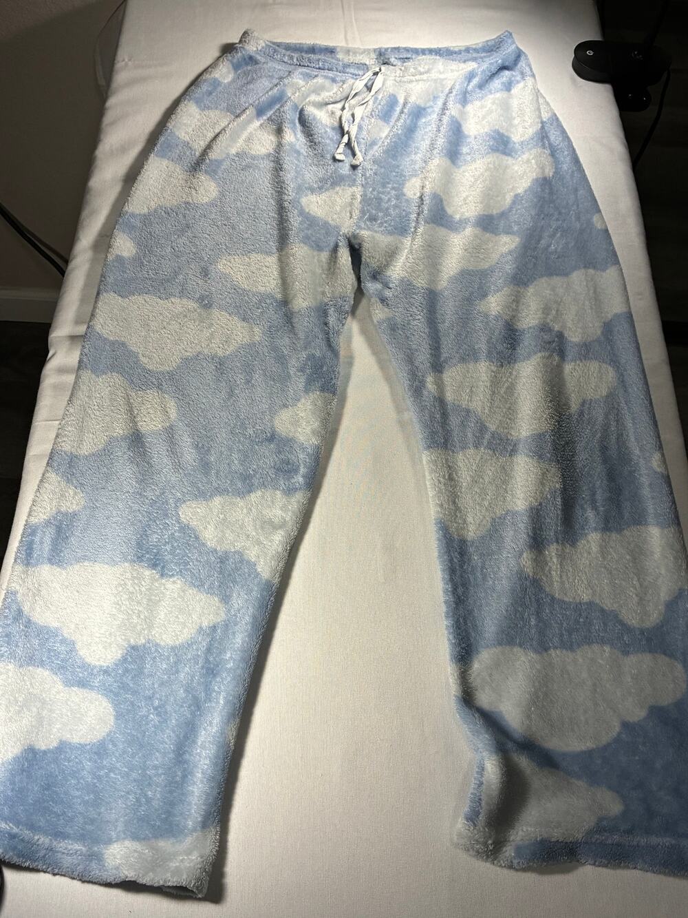 Blue & White Cloud Plush Fleece Pajama Pants Size M